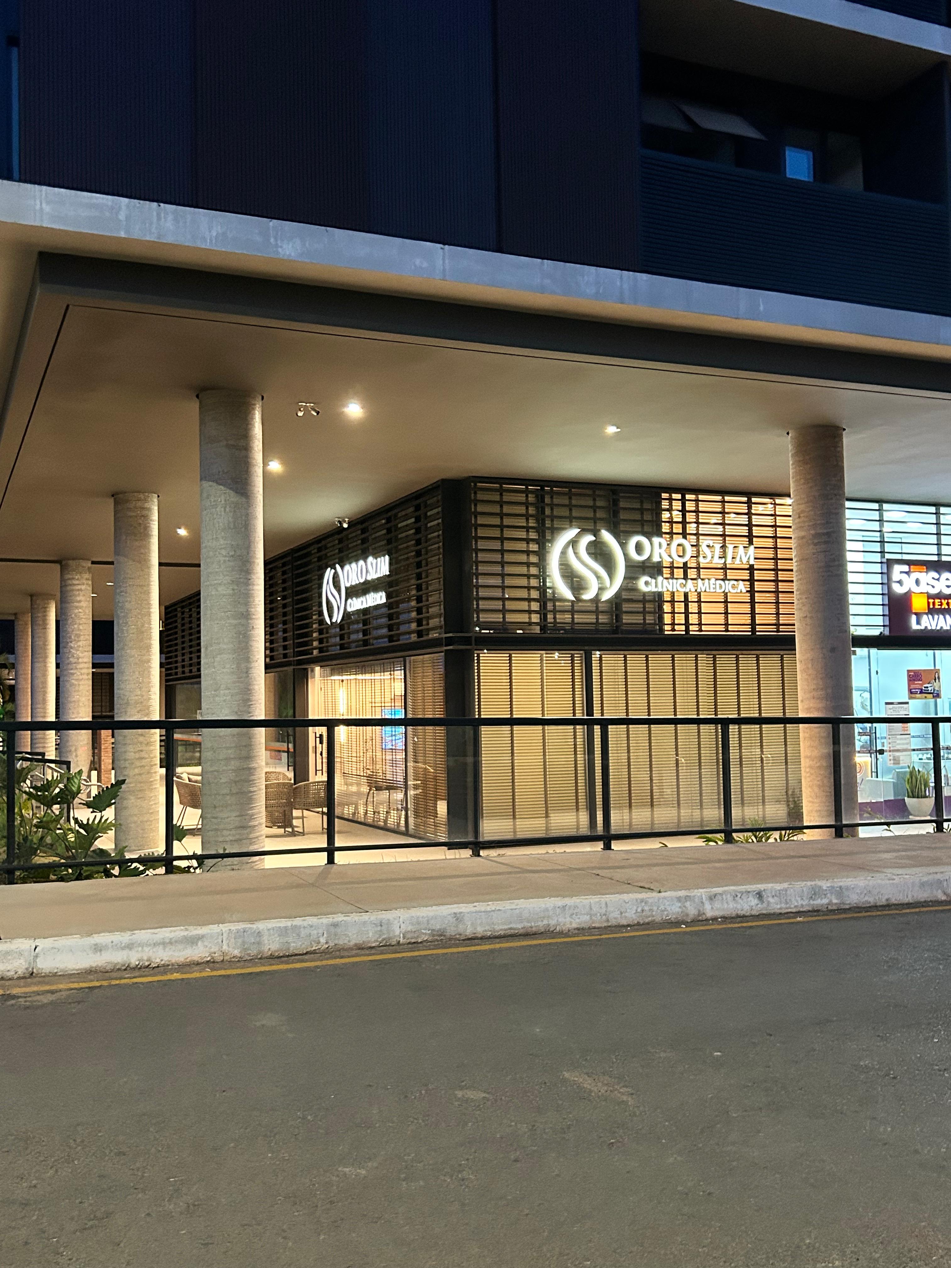 Clínica Oro Slim